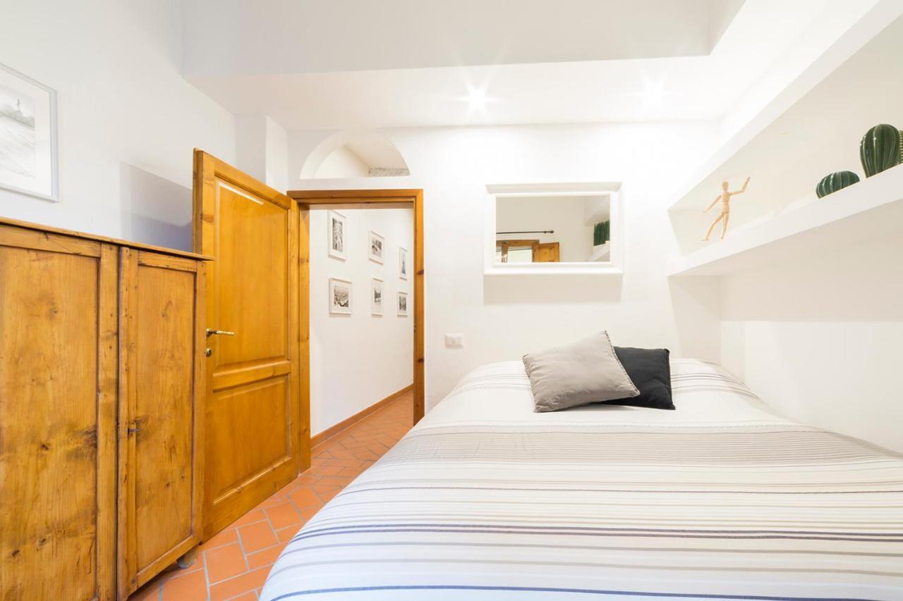 Santa Maria Novella 6 Sleeps Near The Central Station 佛罗伦萨 外观 照片