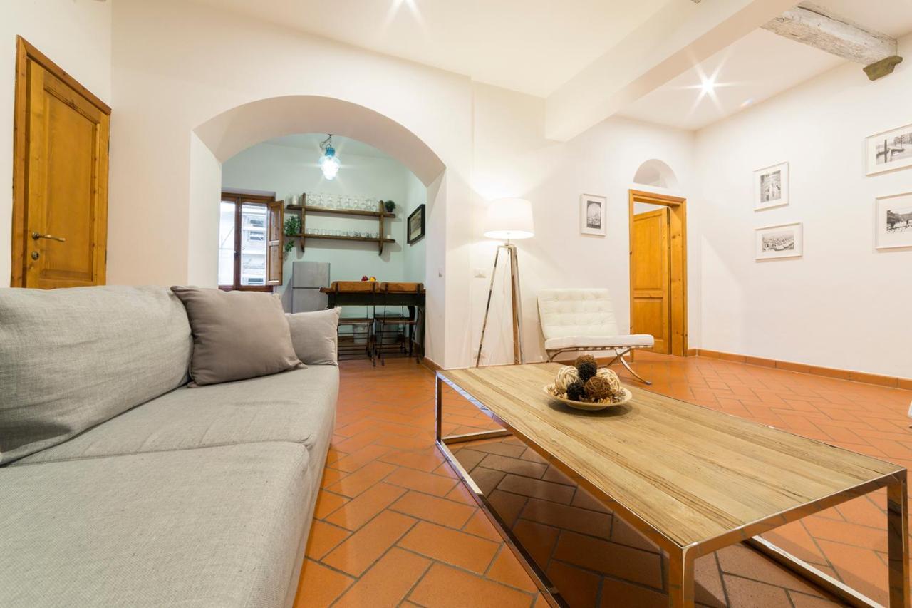 Santa Maria Novella 6 Sleeps Near The Central Station 佛罗伦萨 外观 照片